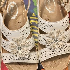 White Flower Wedge Sandals for Girls